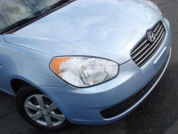 Hyundai Accent 2011 photo 4