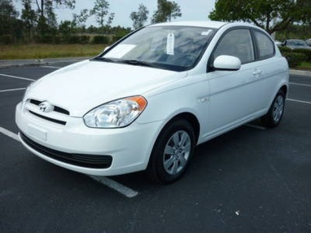 Hyundai Accent 2011 photo 5