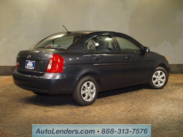 Hyundai Accent 2011 photo 4