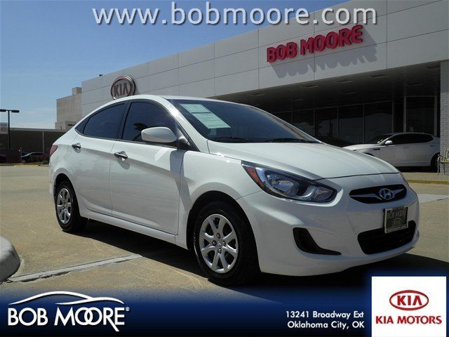 Hyundai Accent 2012 photo 5