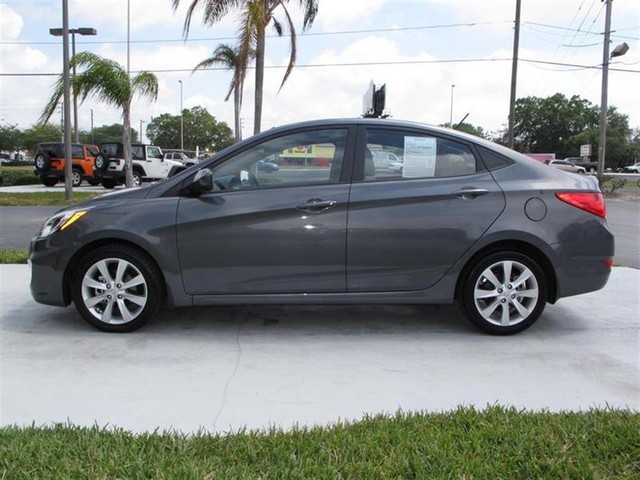 Hyundai Accent FWD 4dr Sport Unspecified