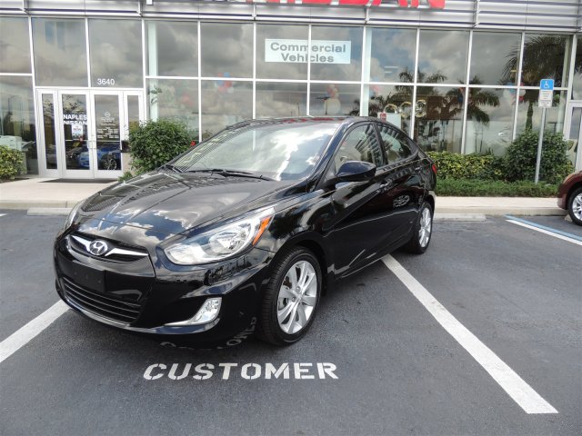 Hyundai Accent 2012 photo 2