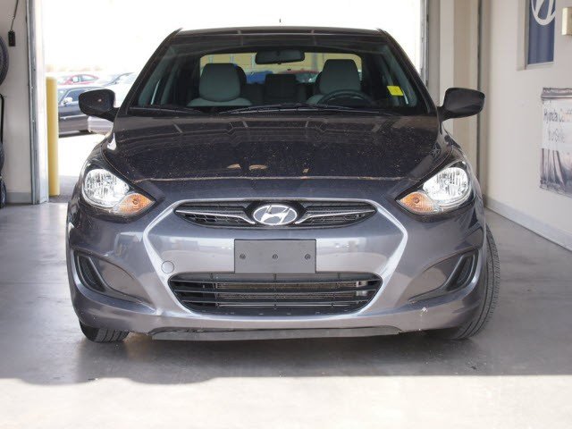 Hyundai Accent 2012 photo 1