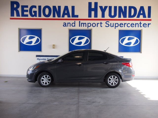 Hyundai Accent 2012 photo 4