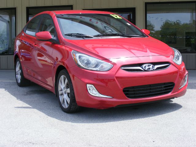 Hyundai Accent 2012 photo 3