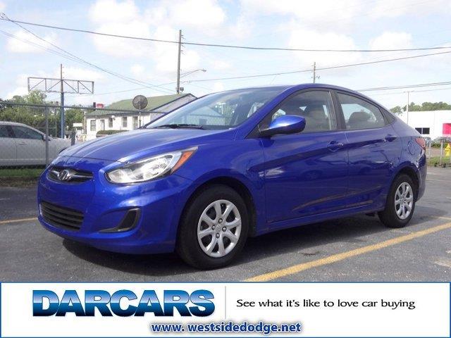 Hyundai Accent 2012 photo 2