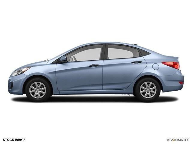 Hyundai Accent 2012 photo 2