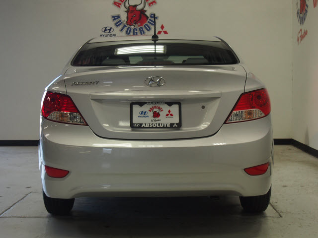 Hyundai Accent FWD 4dr Sport Unspecified