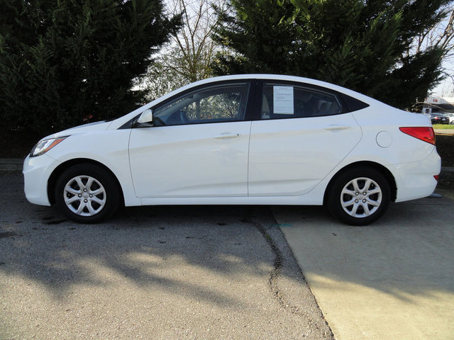 Hyundai Accent FWD 4dr Sport Unspecified