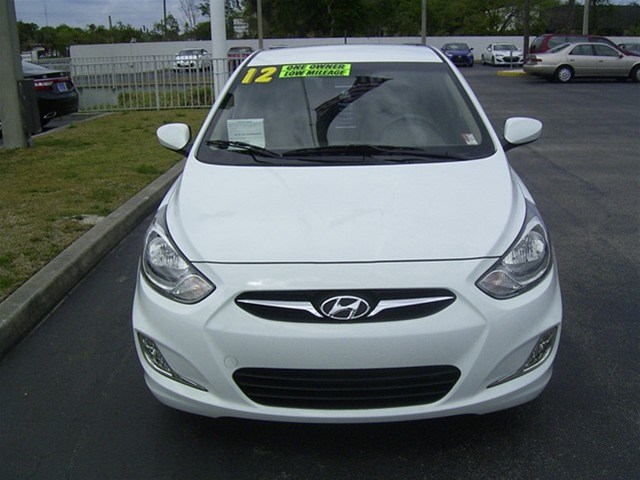 Hyundai Accent FWD 4dr Sport Unspecified