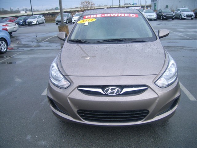 Hyundai Accent FWD 4dr Sport Unspecified