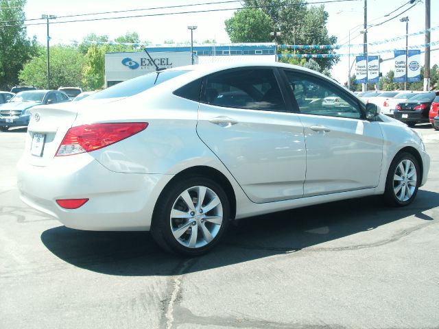 Hyundai Accent ST Sport SLT TRX4 Off Road Laramie Sedan