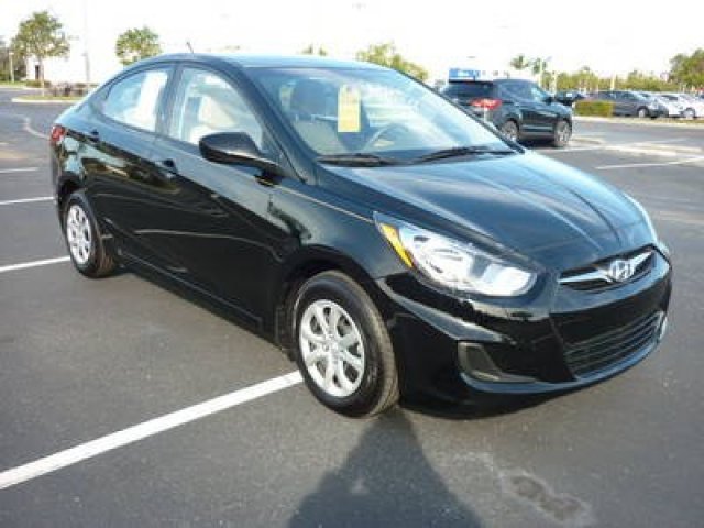 Hyundai Accent FWD 4dr Sport Unspecified