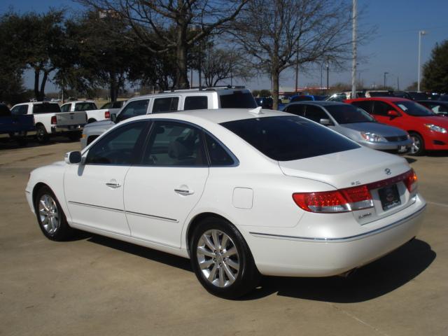 Hyundai Azera 2010 photo 1