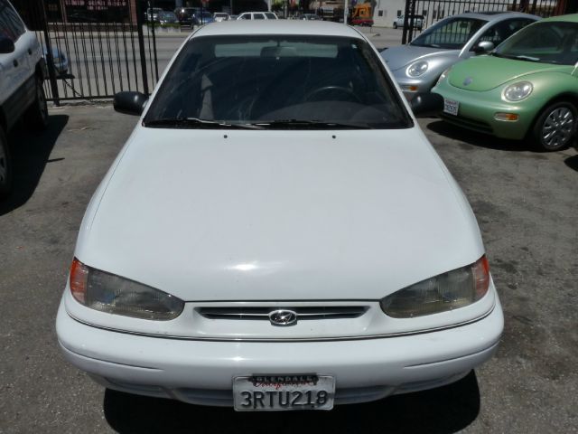 Hyundai Elantra 1995 photo 15