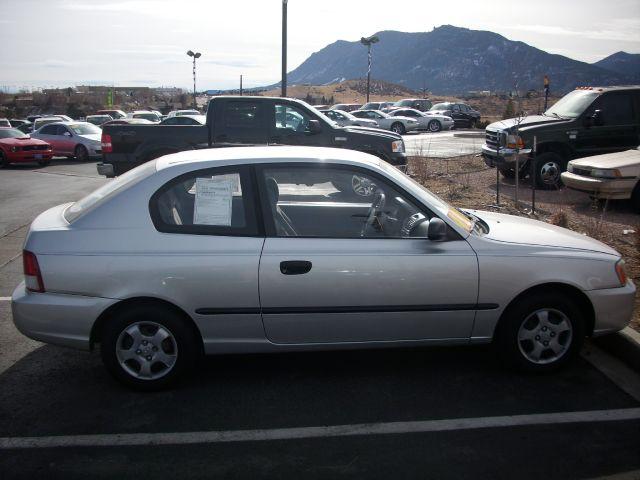 Hyundai Elantra 1998 photo 1