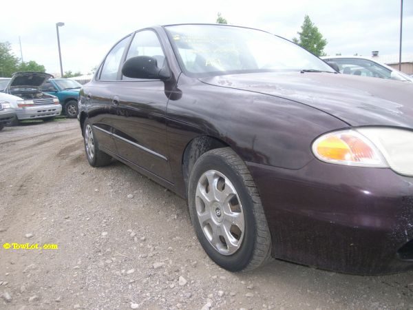 Hyundai Elantra 1999 photo 4