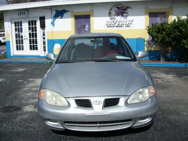 Hyundai Elantra 2000 photo 2