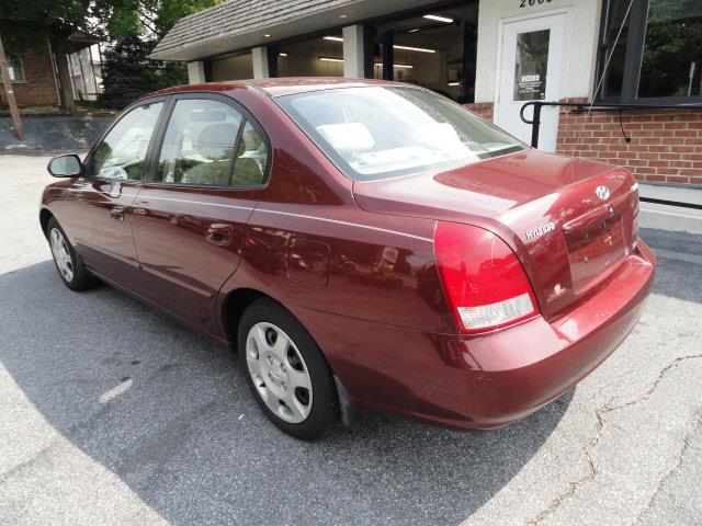 Hyundai Elantra 2001 photo 1