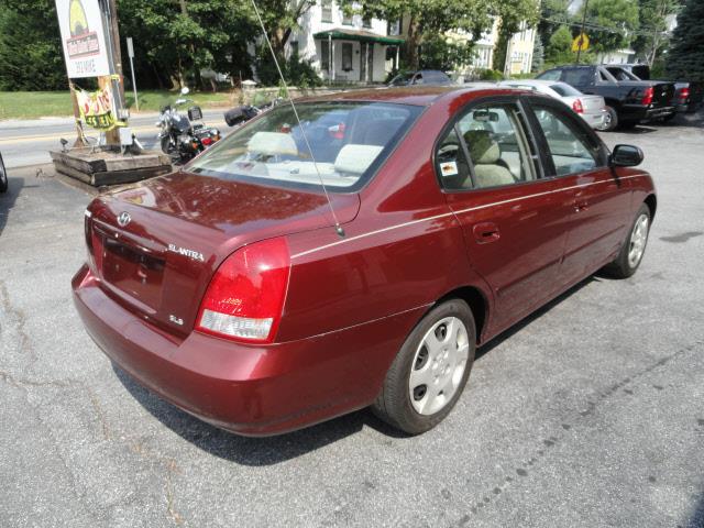 Hyundai Elantra 2001 photo 3