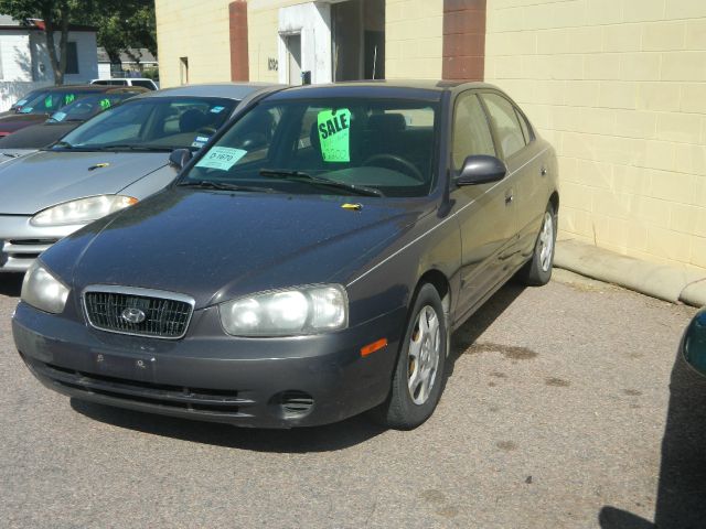 Hyundai Elantra 2001 photo 2