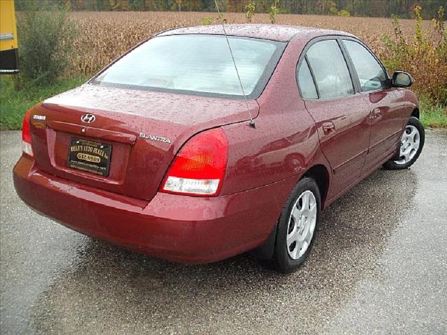 Hyundai Elantra 2001 photo 1