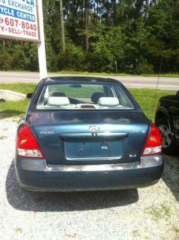 Hyundai Elantra 2001 photo 2