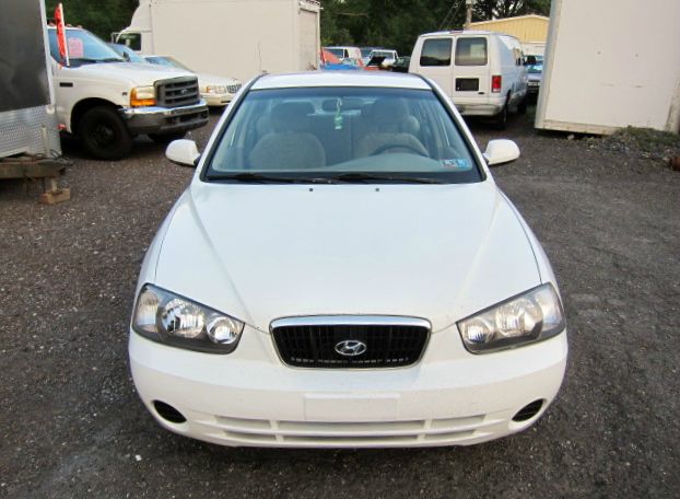 Hyundai Elantra 2001 photo 3