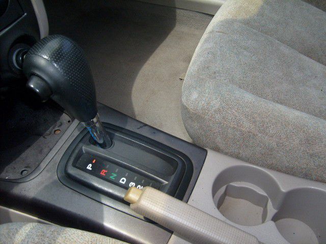 Hyundai Elantra 2001 photo 23