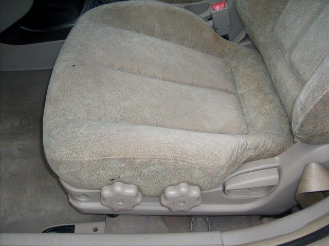 Hyundai Elantra 2001 photo 25