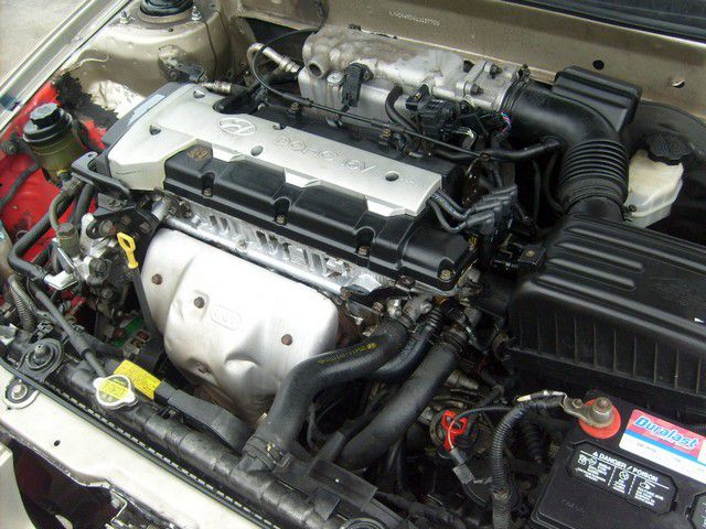 Hyundai Elantra 2001 photo 8