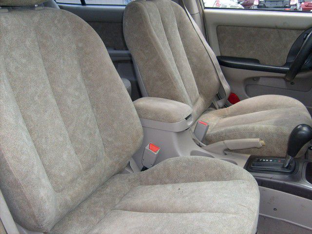 Hyundai Elantra 2001 photo 9