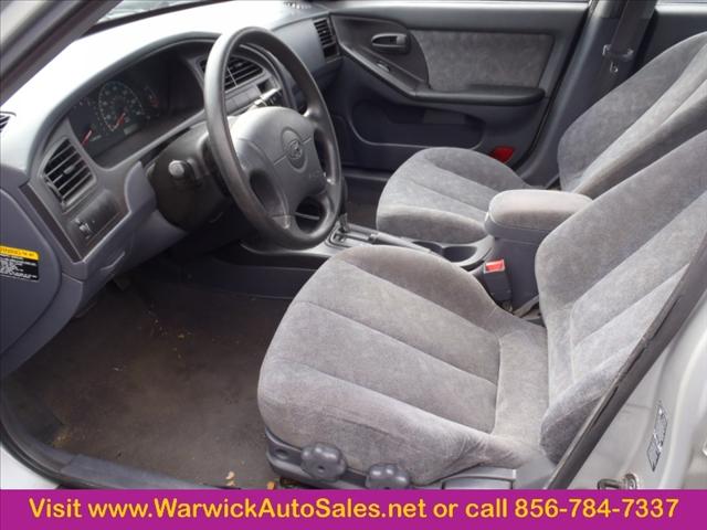 Hyundai Elantra 2001 photo 1