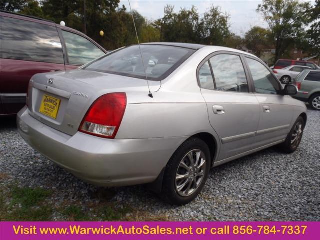 Hyundai Elantra 2001 photo 2