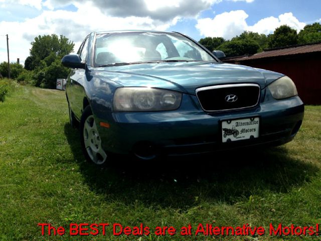 Hyundai Elantra 2001 photo 2