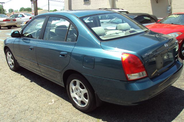 Hyundai Elantra 2001 photo 6