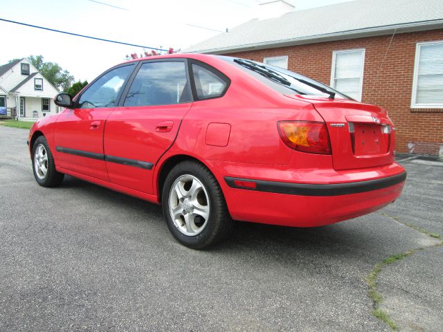 Hyundai Elantra 2001 photo 3