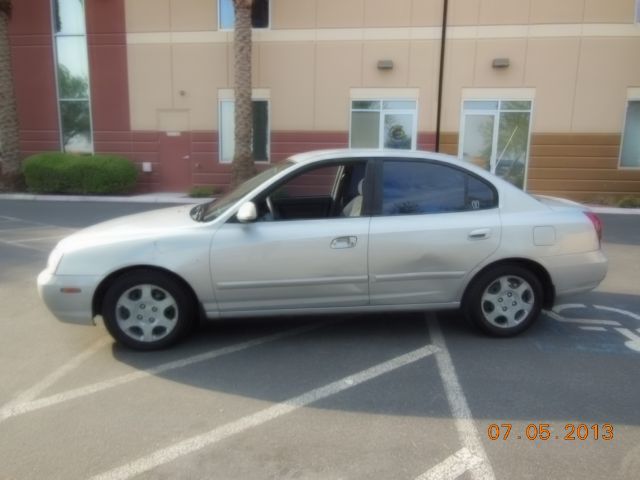 Hyundai Elantra 2001 photo 1