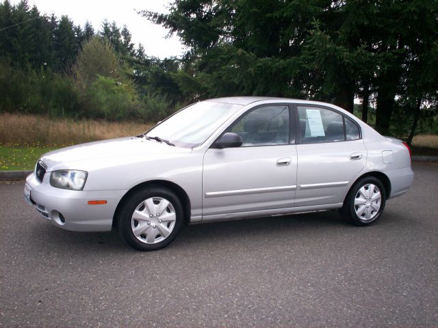 Hyundai Elantra 2001 photo 4