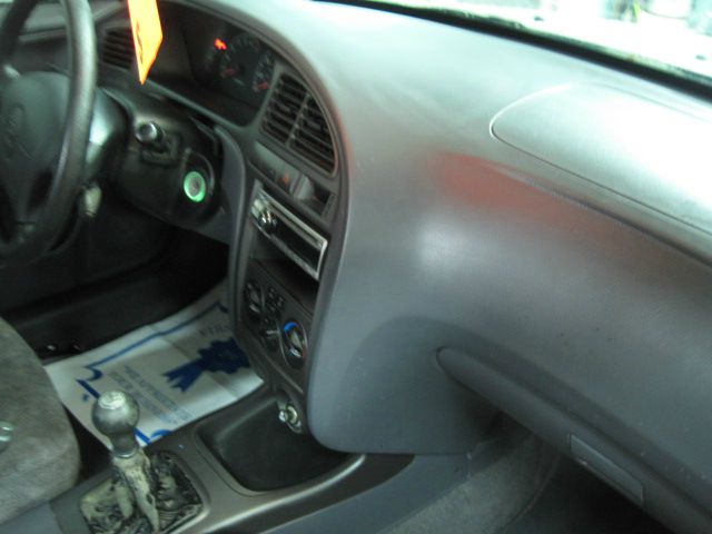 Hyundai Elantra 2001 photo 11