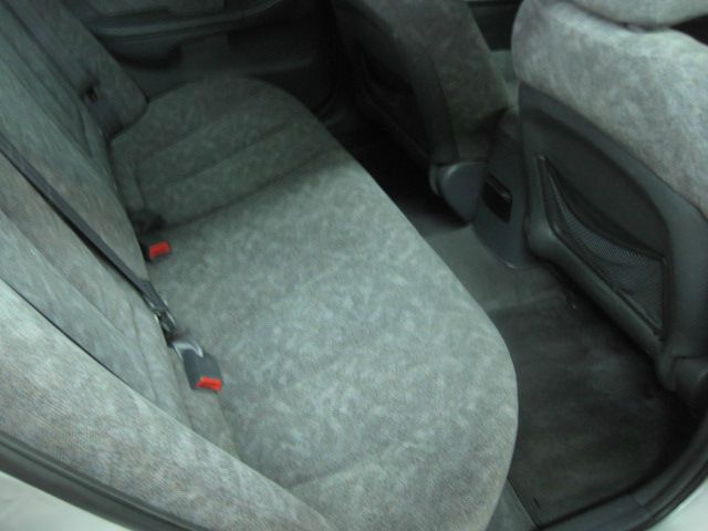 Hyundai Elantra 2001 photo 8