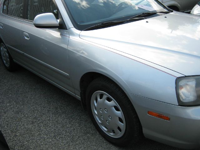 Hyundai Elantra 2001 photo 4