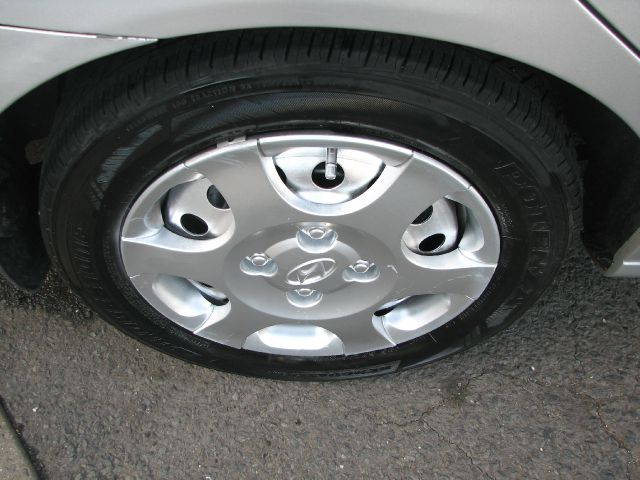 Hyundai Elantra 2001 photo 17