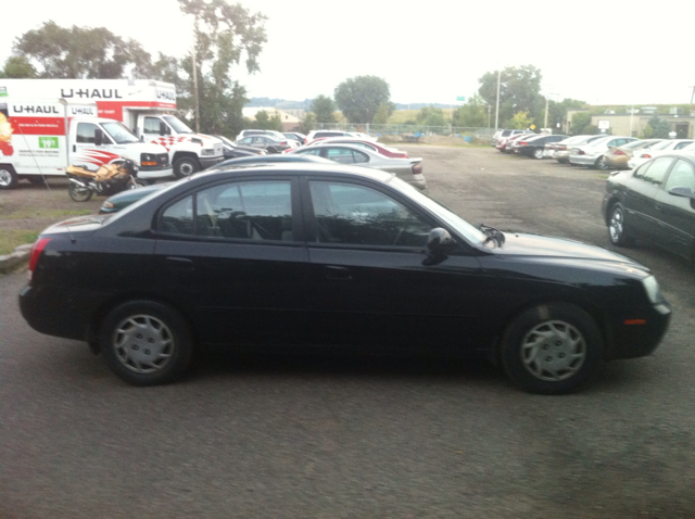 Hyundai Elantra 2002 photo 3