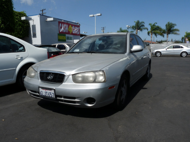 Hyundai Elantra 2002 photo 1