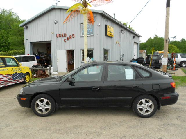 Hyundai Elantra 2002 photo 2