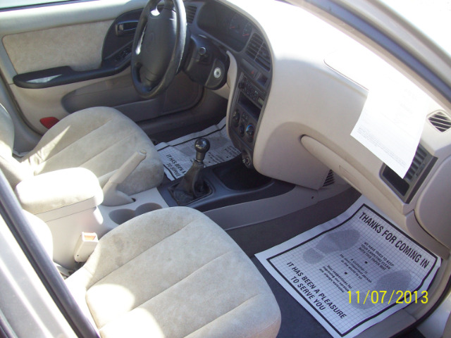 Hyundai Elantra 2002 photo 2