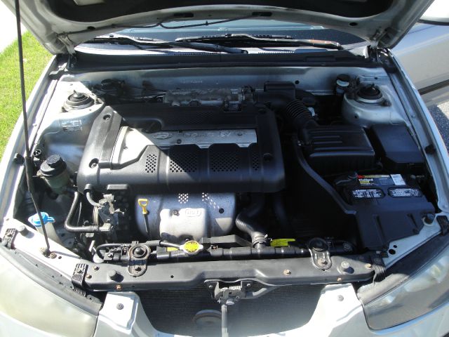 Hyundai Elantra 2002 photo 7