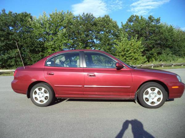 Hyundai Elantra 2002 photo 3