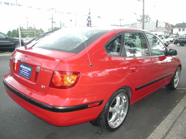 Hyundai Elantra 2002 photo 8